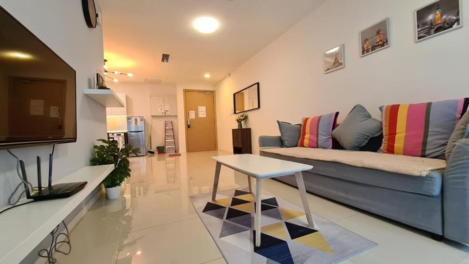 Suasana Jb At Jb Center Luxury Modern & Rustic 1Br Apt For Bussiness,Vacation Trips Johor Bahru Bagian luar foto