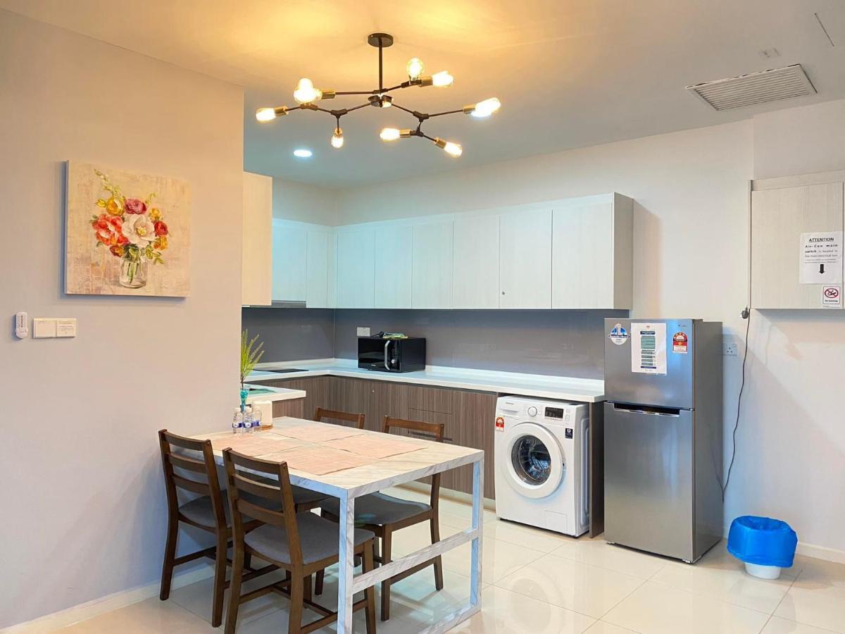 Suasana Jb At Jb Center Luxury Modern & Rustic 1Br Apt For Bussiness,Vacation Trips Johor Bahru Bagian luar foto